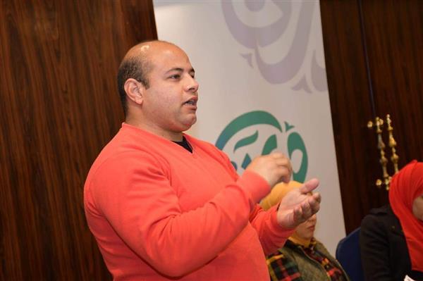 محمد الدوي يستعرض «تعبئة الموارد» في برنامج تعزيز وبناء الكوادر الشبابية