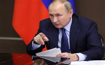   بوتين يحظر على الروس شراء أسهم في شركات أجنبية دون إذن البنك المركزي
