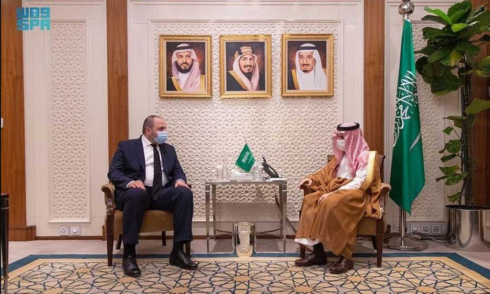 وزير الخارجية السعودي يلتقي بمبعوث الرئيس الأوكراني