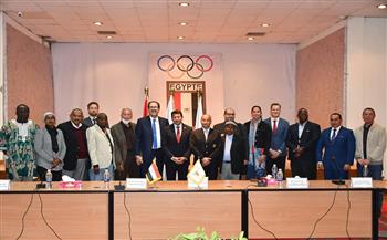   صبحى يشهد توقيع بروتوكول تعاون بين الاتحاد الدولى للسباحة و«اللجان الأوليمبية»