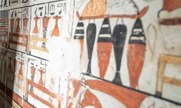 البعثة المصرية تعلن تفاصيل اكتشاف 5 مقابر أثرية فى سقارة