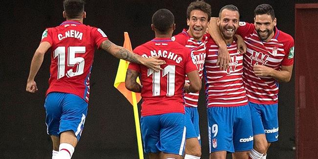 فوز غرناطة على ديبورتيفو ألافيس 3-2 بالدوري الإسباني لكرة القدم