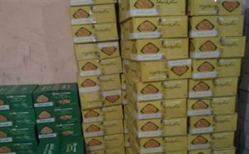 ضبط ٤ طن جبنة و ١٥٠٠ قطعة حلوى مجهول المصدر بدمنهور 