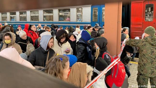 بولندا تستقبل أكثر من 450 ألف لاجئ من أوكرانيا
