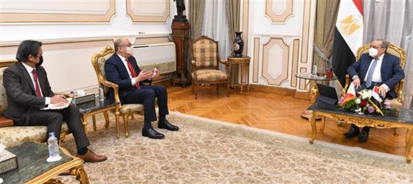 وزير الإنتاج الحربي يبحث مع سفير الفلبين التعاون المشترك
