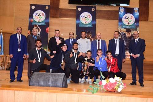 جامعة سوهاج تحتفل بختام فعاليات أولمبياد الكليات المتخصصة 