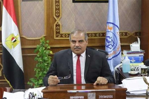 رئيس جامعة الأزهر يتفقد اختبارات مبعوثي الأزهر خلال شهر رمضان إلى دول العالم