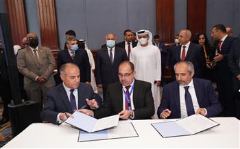   توقيع  مذكرة تفاهم بين وزارة النقل و مجموعة موانئ أبوظبي