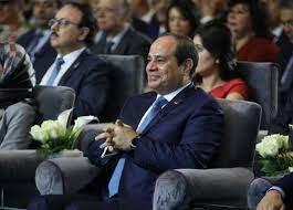   مصرية تطلب من الرئيس تأمين مشروع لها.. والسيسي: من عنيا حاضر