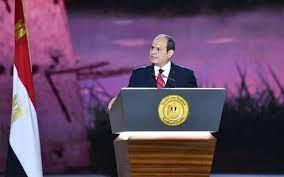 الرئيس السيسي للمصريين: لا تقلقوا السلع كلها موجودة