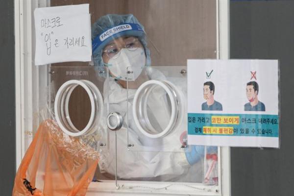 كوريا الجنوبية تسجل 209 آلاف و169 إصابة جديدة بفيروس كورونا