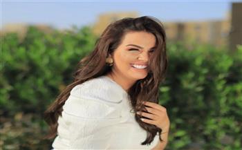 هنادي مهنا تهنئ والدتها بمناسبة عيد الأم