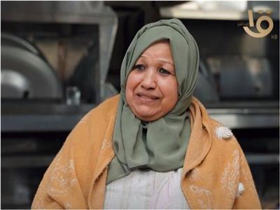 «الحاجة هدى».. حكاية سيدة مكافحة من شوارع مصر المليئة بالصبر والأمل