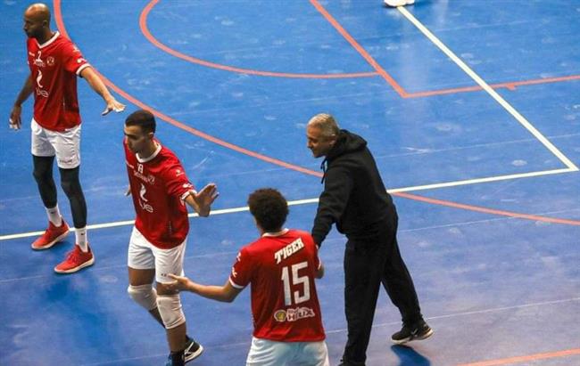 «رجال طائرة الأهلي» يواجه هليوبوليس في بطولة الدوري