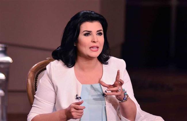 منى الشاذلى تهنئ والدتها بمناسبة عيد الأم 