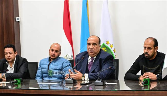  خلال اجتماعه بلجنة الكرة.. مصيلحى يشدد على أهمية المواجهة في الدوري الممتاز 