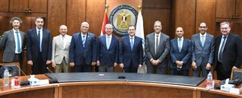 الملا: نهتم بزيادة قاعدة التصنيع المحلى للمعدات والمهمات البترولية