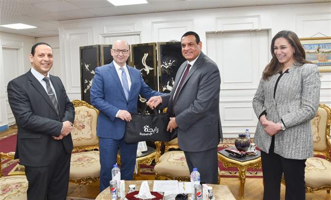 محافظ البحيرة يستقبل سفير دولة كندا 
