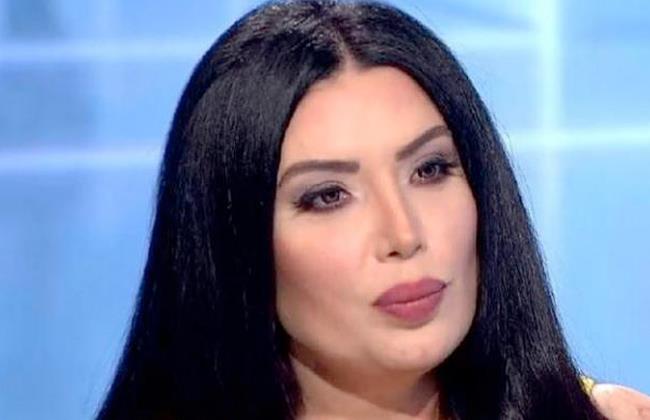 عبير صبري بعد تصريحاتها بإلغاء مجانية التعليم «زعلانة من شتائم الناس»