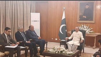   الرئيس الباكستاني يستقبل وزير الخارجية سامح شكري