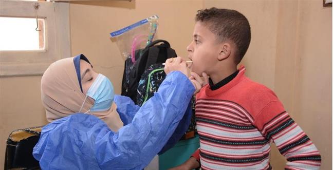 فحص وعلاج 1412 مواطنا بالمجان فى قافلة طبية بـ«إبشواي الملق»