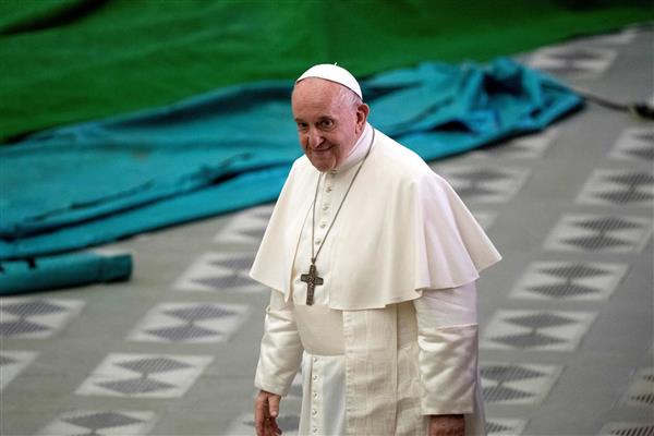 بابا الفاتيكان يؤكد عمق العلاقات مع الإمارات
