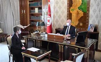   الرئيس التونسي يناقش مع رئيسة الوزراء مباحثات صندوق النقد الدولي
