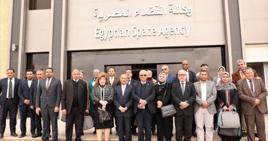 وكالة الفضاء المصرية تؤكد دور المدارس في نشر تكنولوجيا الفضاء للطلاب