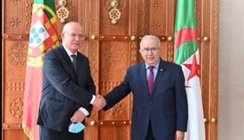   وزيرا خارجية الجزائر والبرتغال يبحثان عددًا من الملفات الدولية ذات الاهتمام المشترك