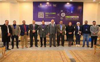 رئيس جامعة بنها يتابع فعاليات اليوم الأول من "هاكاثون المدن الذكية"