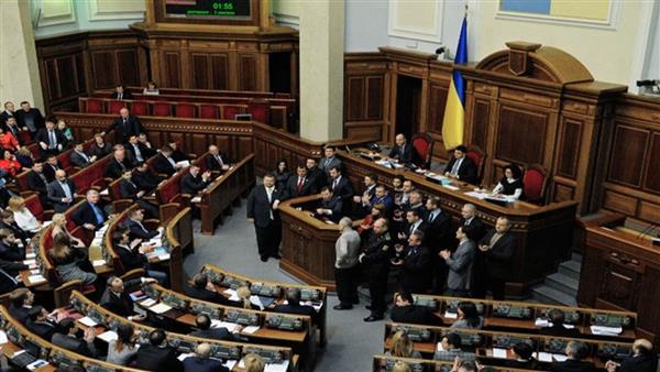 البرلمان الأوكرانى يقر قانونا يجرّم التعاون مع روسيا