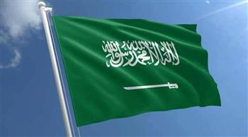   السعودية تعيد فتح برنامج التأشيرة عند الوصول لعدة عدول