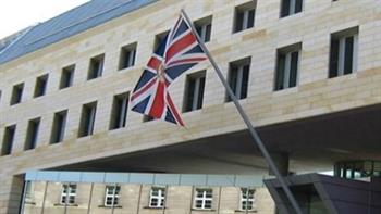   لبنان..السفارة البريطانية «تشعر بقلق» بعد إغلاق حسابات مواطنيها المصرفية