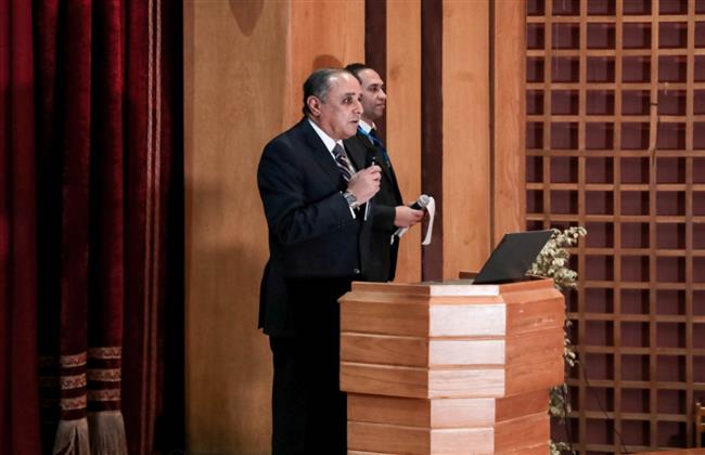 محمد شوقي: الأهلي يتبنى رؤى وخططًا علمية طموحة في مجال الطب الرياضي