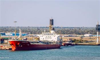   ميناء دمياط يستقبل سفينة لتحميل شحنة من «الميثانول»