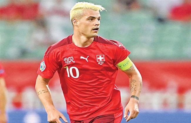 أرسنال يحدد 18 مليون يورو لبيع السويسري تشاكا هذا الصيف