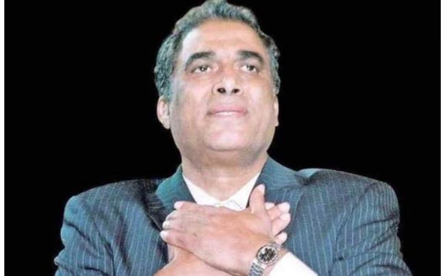 ذكرى وفاة أحمد زكي.. نشأ يتيما واتقن أدوار الرؤساء 