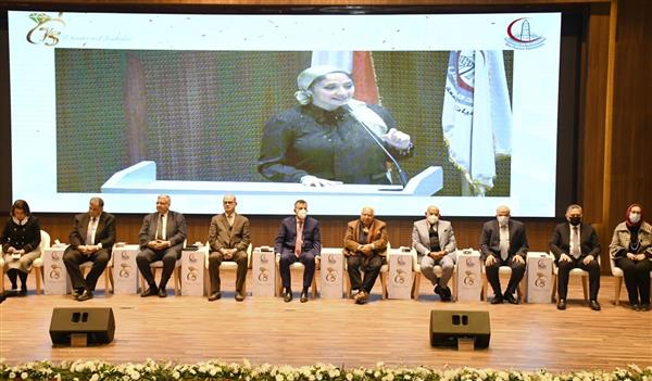 طب عين شمس تحتفي باليوبيل الماسي  على صدور مرسوم إنشائها