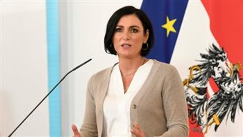   وزيرة السياحة النمساوية: حرب أوكرانيا وجائحة كورونا يعطلان تعافي القطاع السياحي
