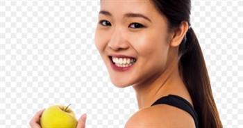   تناول التفاح يوميا ينقص وزنك ويخلصك من دهون البطن