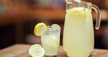   ماذا يحدث لجسمك عند شرب ماء الليمون كل يوم؟