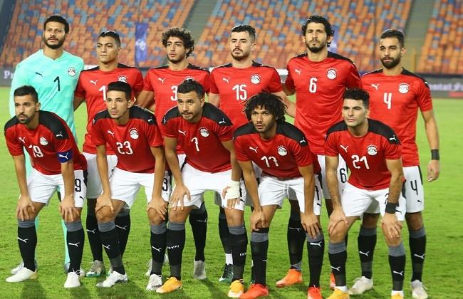 منتخب مصر يرتدي الزي الأساسي غدا أمام السنغال في تصفيات كأس العالم