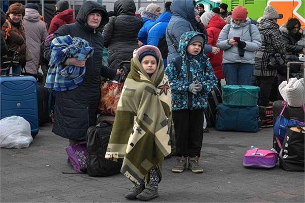 بولندا تعلن ارتفاع عدد اللاجئين من أوكرانيا إلى مليونين و323 ألفا