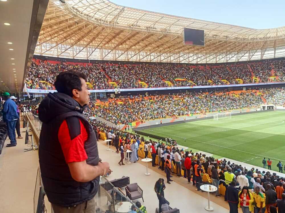 وزير الرياضة يصل استاد مباراة مصر والسنغال بالعاصمة «داكار»