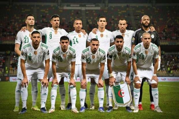 محرز يقود هجوم الجزائر لمواجهة الكاميرون الحاسمة لكأس العالم 