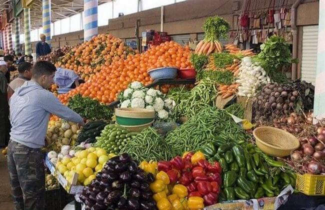 «الداودي» يجري جولة مفاجأة على الأسواق والمحلات لمحاربة الغلاء