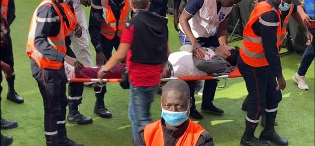 إصابة صحفي مصري  في لقاء مصر والسنغال 