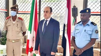  سفير مصر لدى بوروندي يسلم مساعدات طبية مقدمة من الوكالة المصرية