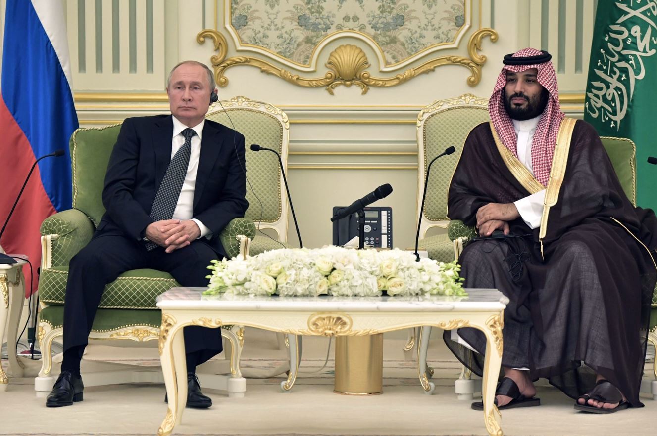 السعودية تطرح الوساطة بين روسيا وأوكرانيا