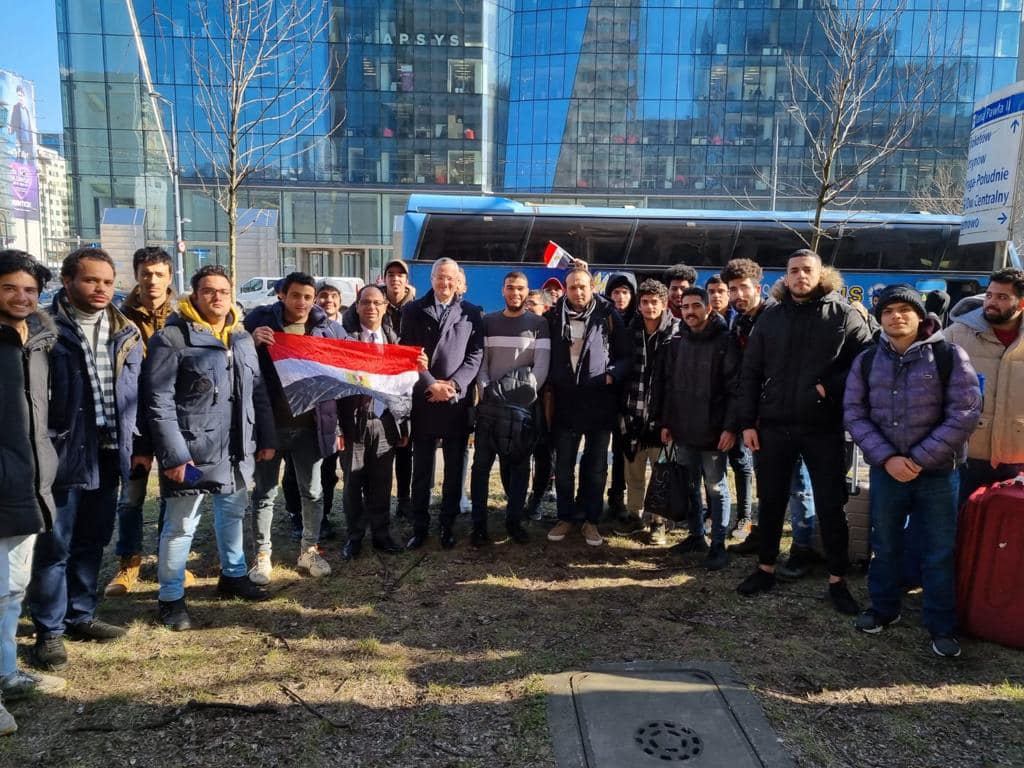 وزيرة الهجرة: نتابع الطلاب المصريين بشرق أوكرانيا المتجهين لروسيا